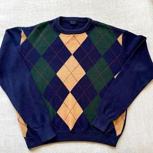 J Galt - Brandy Melville navy & green argyle sweater, one size, good condition.
